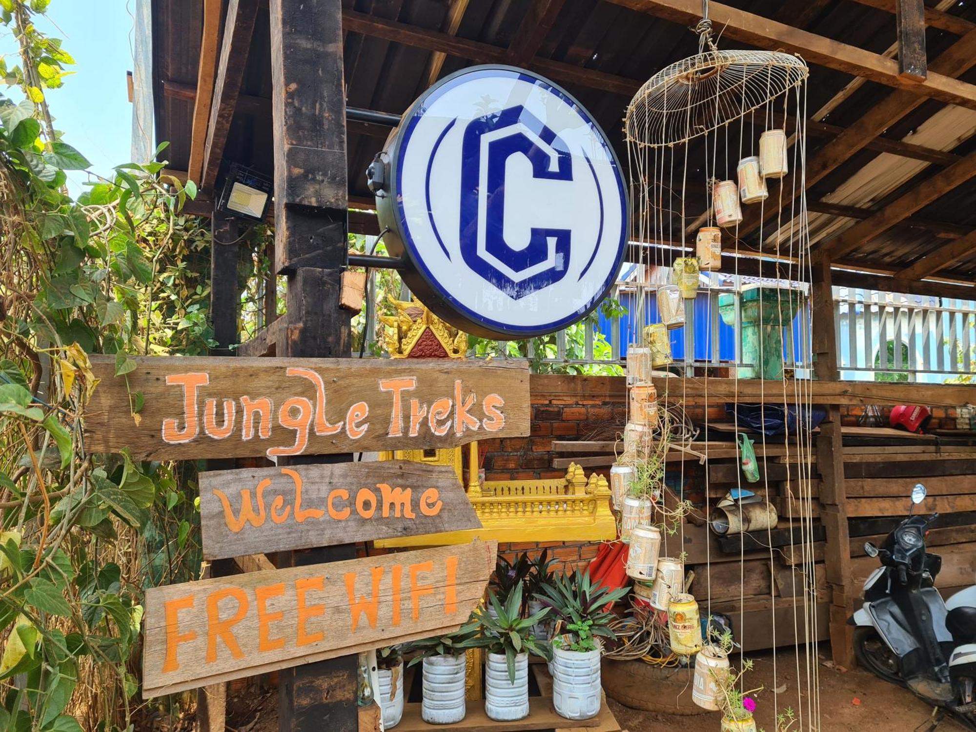 Ratanakiri Homestay & Jungle Trek Banlung Exteriér fotografie